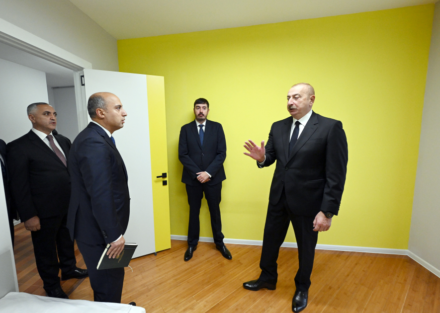Azərbaycan Prezidenti İlham Əliyev 2024-cü il sentyabrın 20-də Xankəndi şəhərində Qarabağ Universitetinin tələbə yataqxanasının təmirdən sonra açılışında iştirak edib.